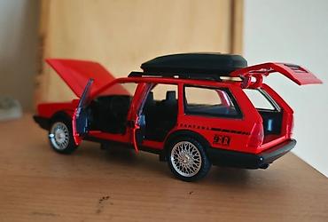 vt 401 k: Metalni maketa automobil – Volkswagen Santana karavan sa krovnim — 3