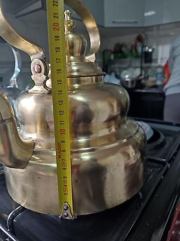 Чайники: Чайник антикварный латунный,дно медный, толщина стенки 2 мм,весь около — 10