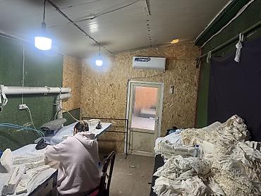 Работа: Гладильщик, Рубашки и блузы, Район: Дордой Моторс рынок, Оплата: Еженедельно, Каждые 10 дней, График работы: Шестидневка, Опыт работы: 1-2 года опыта, Не студент — 1