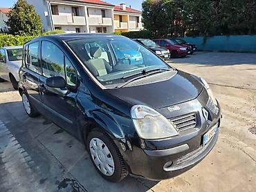 momo auto ruma: RENAULT GRAND MODUS 2010. GOD. - KOMPLETAN AUTO U DELOVIMA | AUTO — 2