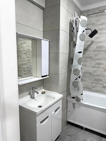 репина: 3 комнаты, 88 м², 4 этаж, Косметический ремонт — 9