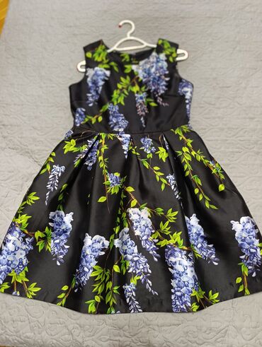 Dəstlər, kostyumlar: Qadın geyimləri dəsti – 4 müxtəlif model 1) İki hissəli dəst - Üst — 3