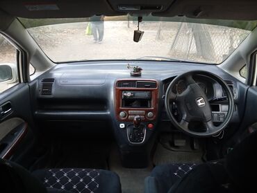 зонтик для авто: Honda Stream: 2001 г., 2 л, Автомат, Бензин, Минивэн