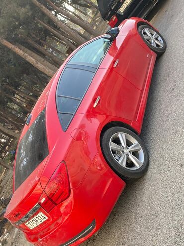 Chevrolet: Chevrolet Cruze – qırmızı sedan - Kuzov: 4 qapılı sedan, parlaq — 1