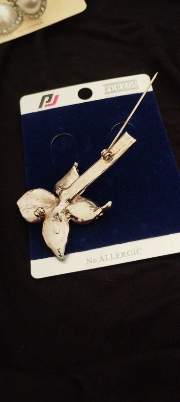 Üzüklər: Böyük həcmli qadın üzük kolleksiyası - Ümumi sayı: 12 ədəd - — 15