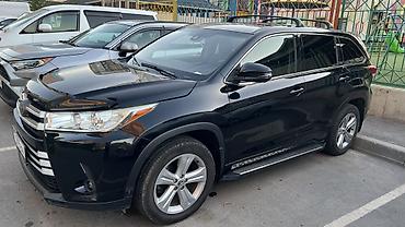 range rover evoque: Toyota Highlander: 2018 г., 3.5 л, Автомат, Бензин, Кроссовер — 3