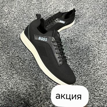 кроссовки мужские зимние: Продаю мужские кроссовки 43 размера новые