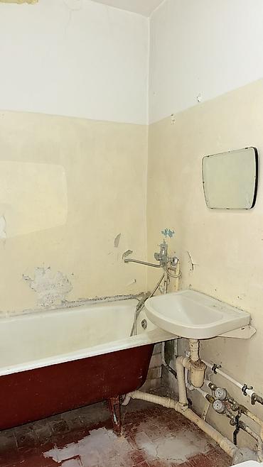 продаю кв 2 ком: 1 комната, 36 м², 105 серия, 1 этаж, Требуется ремонт — 7