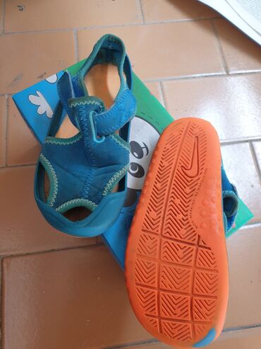 nike decije sandale: Sandale, Nike, Veličina - 18