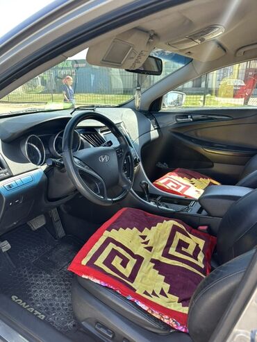 Hyundai: Hyundai Sonata: 2010 г., 2 л, Автомат, Бензин, Седан — 9
