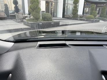Toyota: Toyota Camry: 2018 г., 2.5 л, Гибрид, Седан — 11