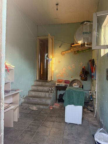 Uzunmüddətli kirayə evlər: 2 otaqlı həyət evi – yaşayış sahəsi mətbəx, zal və bir yataq otağından — 6