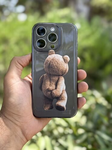 Kabrolar: Müxtəlif iPhone modelləri üçün çiçək naxışlı, şəffaf keys. Bu keys — 11