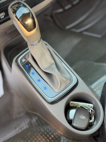 Hyundai: Hyundai Porter: 2020 г., 2.5 л, Типтроник, Электромобиль, Универсал — 10