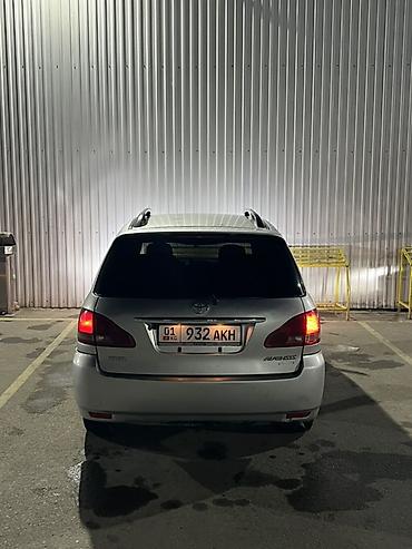 bis vip: Toyota Avensis: 2002 г., 2.4 л, Механика, Дизель, Минивэн — 8