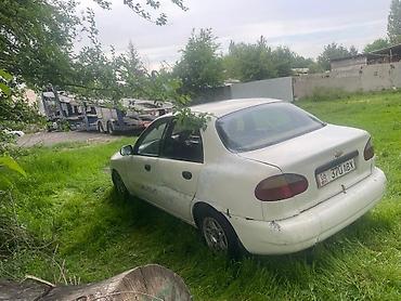 крыло на ланос: Chevrolet Lanos: 1996 г., 1.5 л, Механика, Бензин, Седан — 1