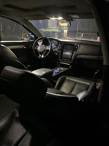 mini ev: Roewe Ei6: 2018 г., 0.9 л, Вариатор, Гибрид, Седан — 10