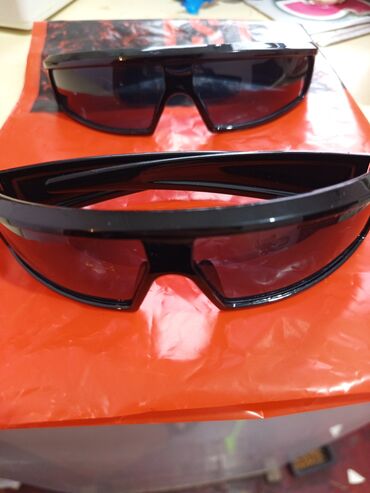 Eynəklər: Gün eynəyi, Yeni — 11