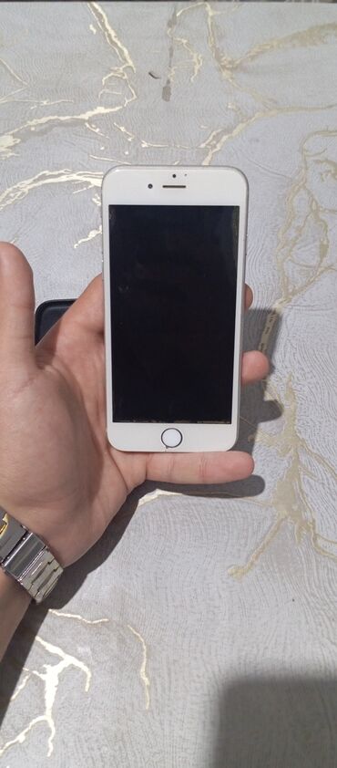 Apple iPhone: IPhone 6, Ağ — 9