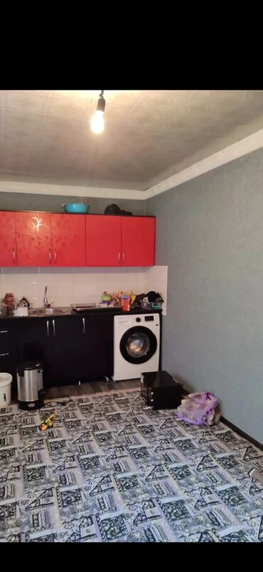 Долгосрочная аренда домов: 50 м², 2 комнаты, Парковка, Забор, огорожен