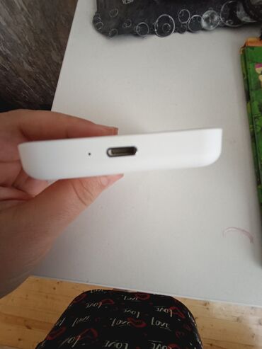 online telefon aksesuarları: Powerbank Apple, < 5000 mAh, Yeni