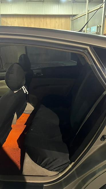 byd e1: Toyota Prius: 2005 г., 1.5 л, Вариатор, Гибрид, Хэтчбэк — 7