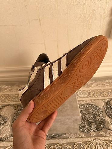 красовка мужской адидас: Мужские кроссовки, 41, Adidas, Новый, цвет - Коричневый — 5