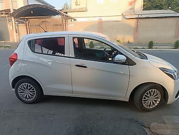 mazda 626 2 2: Chevrolet Spark: 2015 г., 0.1 л, Автомат, Бензин, Хэтчбэк — 4