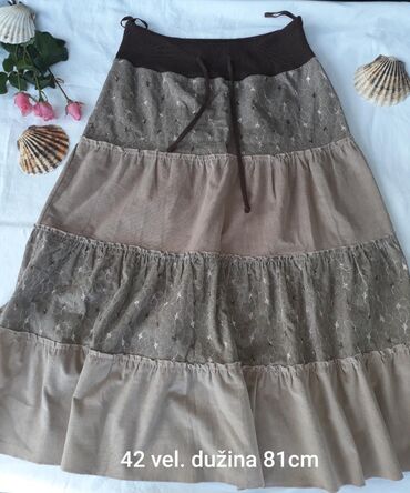 Suknje i pantalone L i XXL vel.Komad 200 din.Kupovinom više od 3 cena