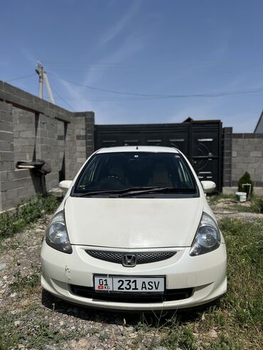 honda o: Honda Fit: 2002 г., 1.3 л, Вариатор, Бензин, Хэтчбэк