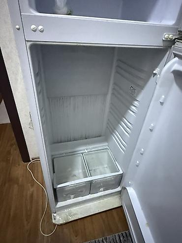 mini refrigerator: Однокамерный холодильник с верхней морозильной камерой — 2