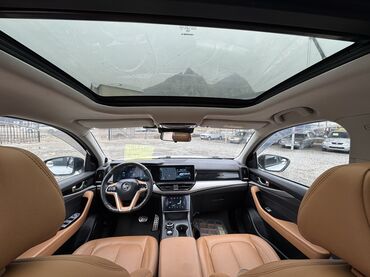 Другой электротранспорт: Электромобиль (кроссовер), белый цвет кузова. Основные особенности: - — 7