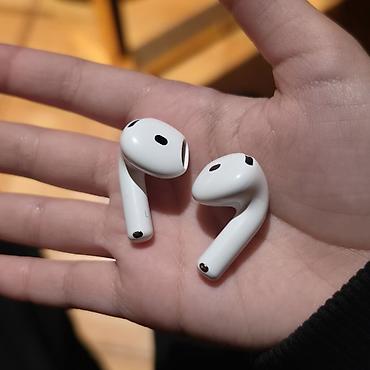 Кулакчындар: Зымсыз ичине салынуучу кулакчындар, Apple, AirPods 4, Колдонулган — 4