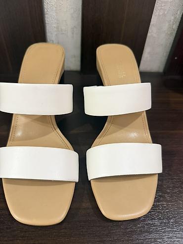 michael: Босоножки, 37, Michael Kors, Новый, цвет - Бежевый, Платная доставка — 2
