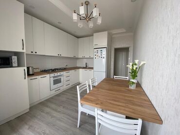 Продажа квартир: 2 комнаты, 72 м², Элитка, 5 этаж, Евроремонт