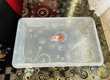 Qida məhsulları: Plastik qab.mohkem ve keyfiyyetli materiali var