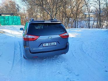 Toyota: Toyota Sienna: 2017 г., 3.5 л, Автомат, Бензин, Минивэн — 9