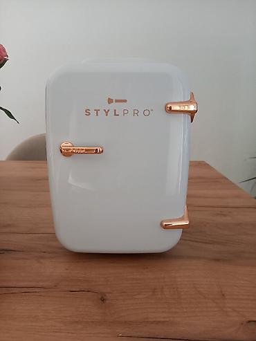 hi fi: Mini frizider StYlPro 220V Ispravan mini frizider poznatog svetskog — 1