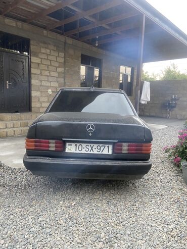 maşın barter: Mercedes-Benz 190 (W201): 2 l | 1992 il Sedan