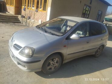 Nissan: Nissan Almera Tino: 2004 г., 1.8 л, Механика, Бензин, Хэтчбэк