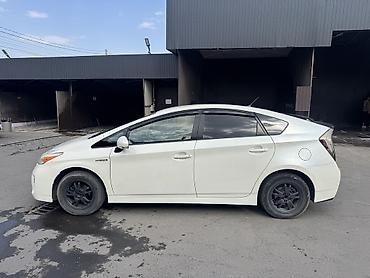 тойота приус 2013: Toyota Prius: 2013 г., 1.8 л, Вариатор, Гибрид, Лифтбек — 4