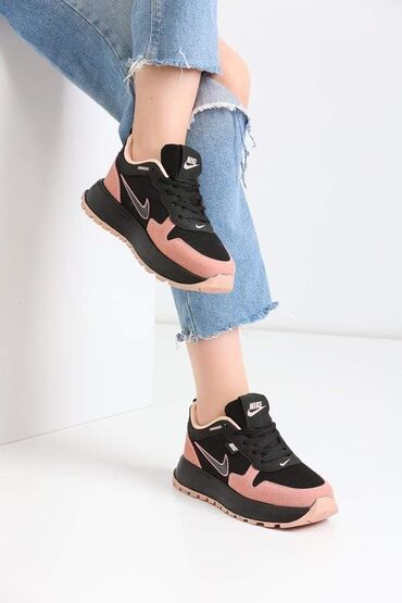 Women's Sneakers and athletic shoes: 36-40 3500 L — 1