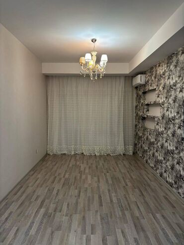 Mənzil kirayələyirəm: 3 otaqlı, 110 kv. m — 2