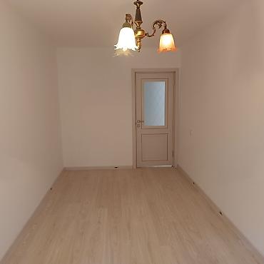 11: 3 комнаты, 58 м², 11 мкр 104 серия, 1 этаж — 10