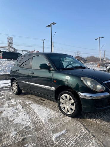 Daihatsu: Daihatsu Sirion: 2003 г., 1 л, Механика, Бензин, Хэтчбэк