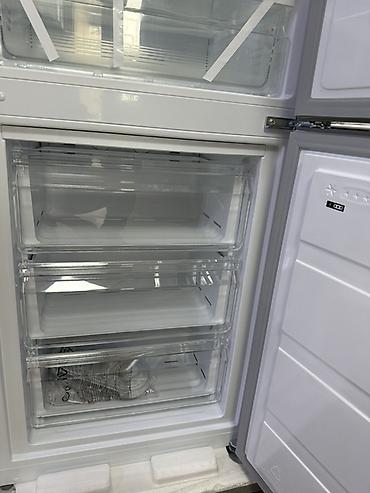 Холодильники: Холодильник Midea, Двухкамерный — 9