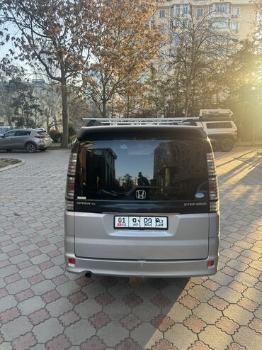 Honda: Honda Stepwgn: 2004 г., 2.4 л, Автомат, Бензин, Минивэн — 6