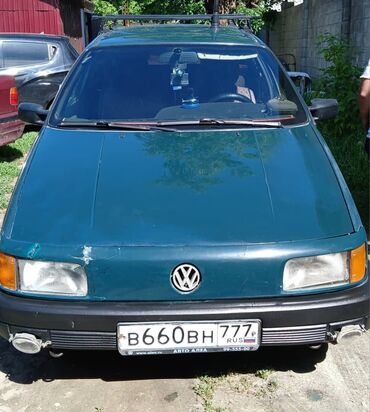 фольксваген вариант: Volkswagen Passat: 1989 г., 1.8 л, Механика, Бензин, Седан