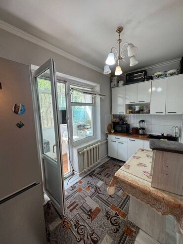 квартира на ночь восток 5: 1 комната, 35 м², 106 серия, 1 этаж