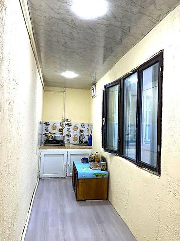 binalar: Bakı, Bakıxanov qəs., 3 otaqlı, Köhnə tikili, 55 kv. m — 2